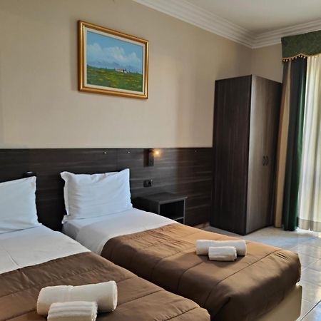 Hotel Romano Торино Екстериор снимка
