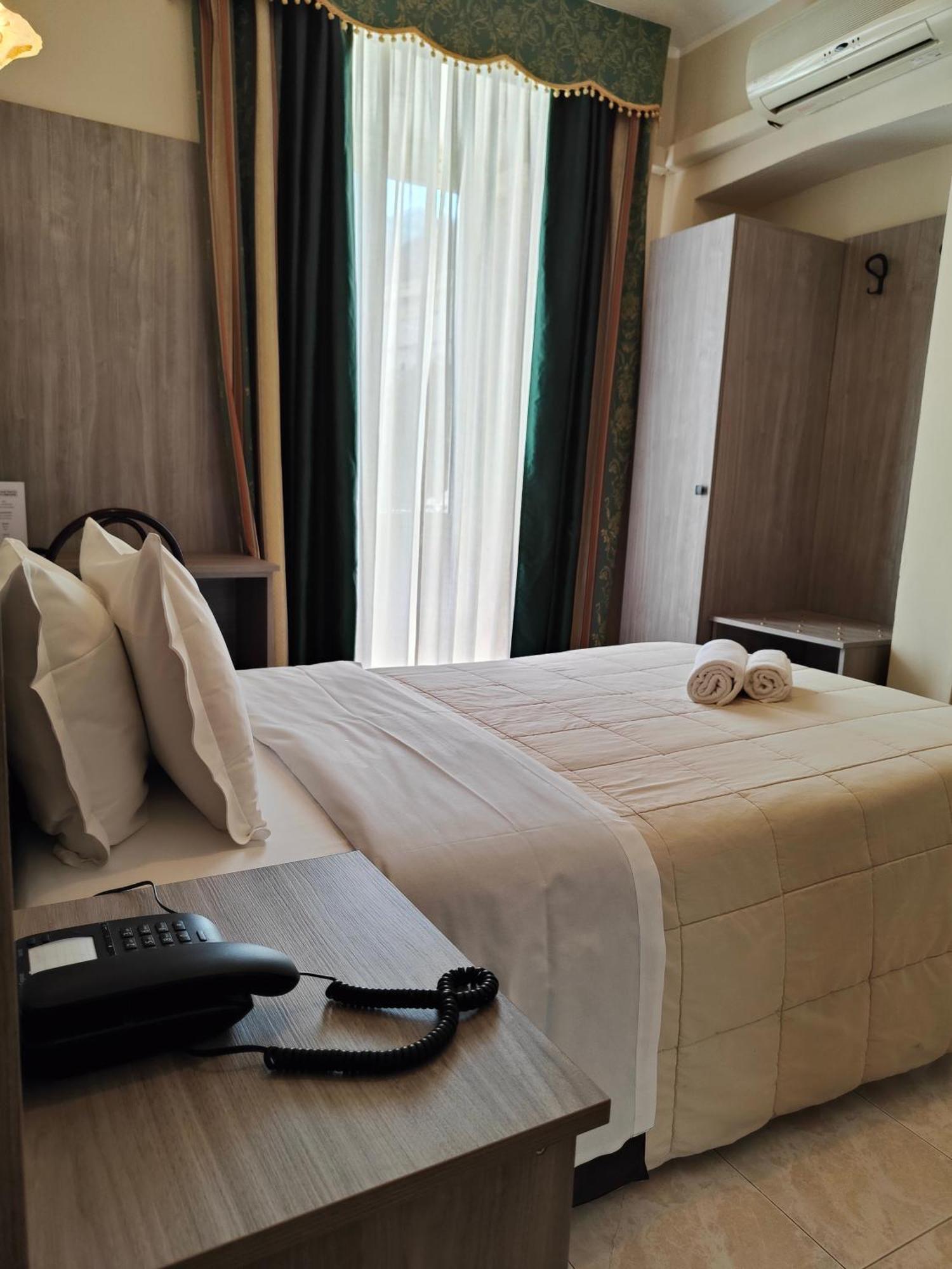 Hotel Romano Торино Екстериор снимка