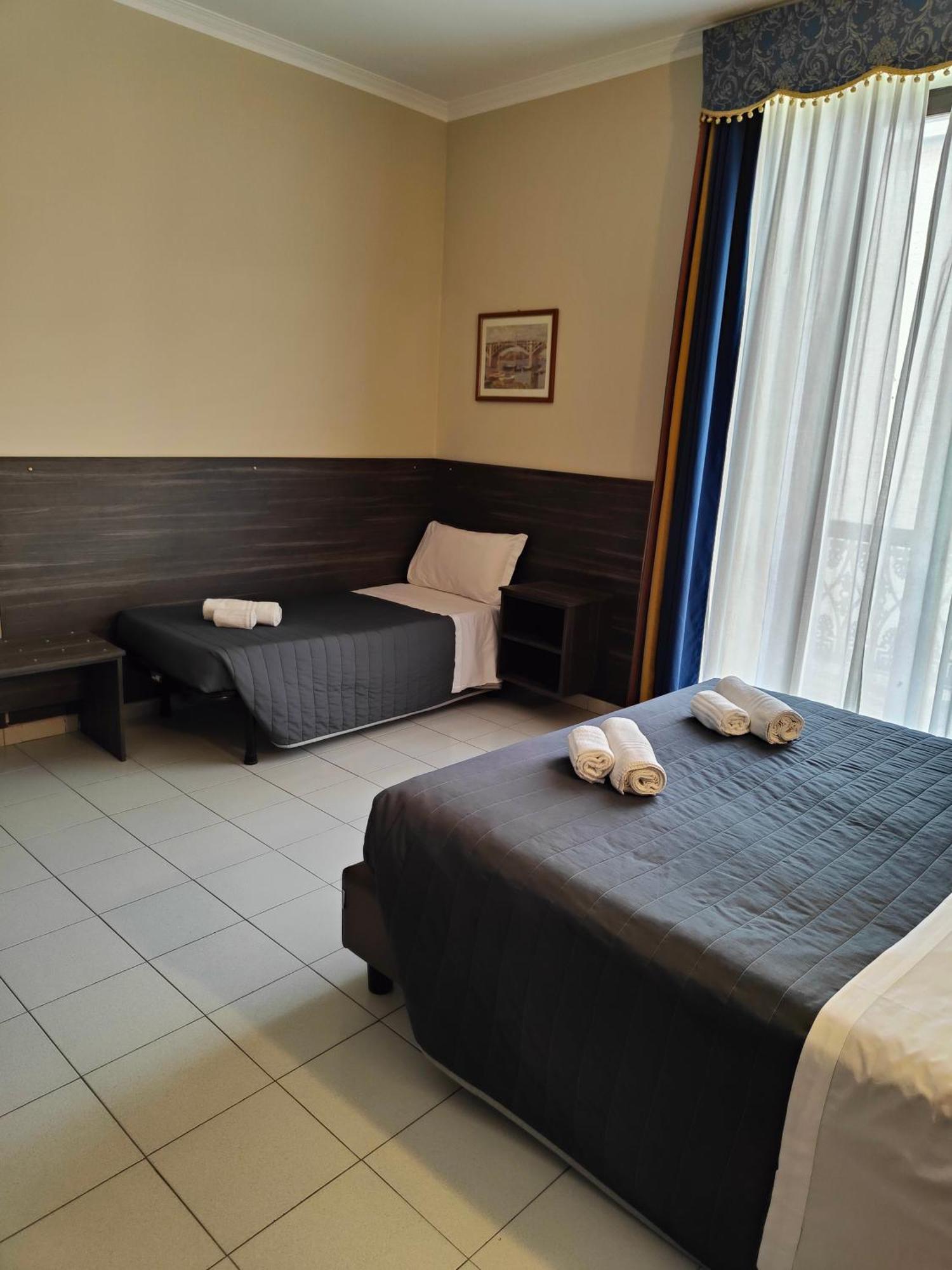 Hotel Romano Торино Екстериор снимка