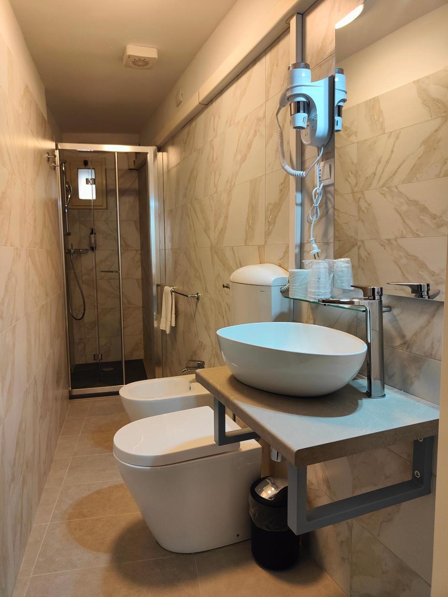 Hotel Romano Торино Екстериор снимка