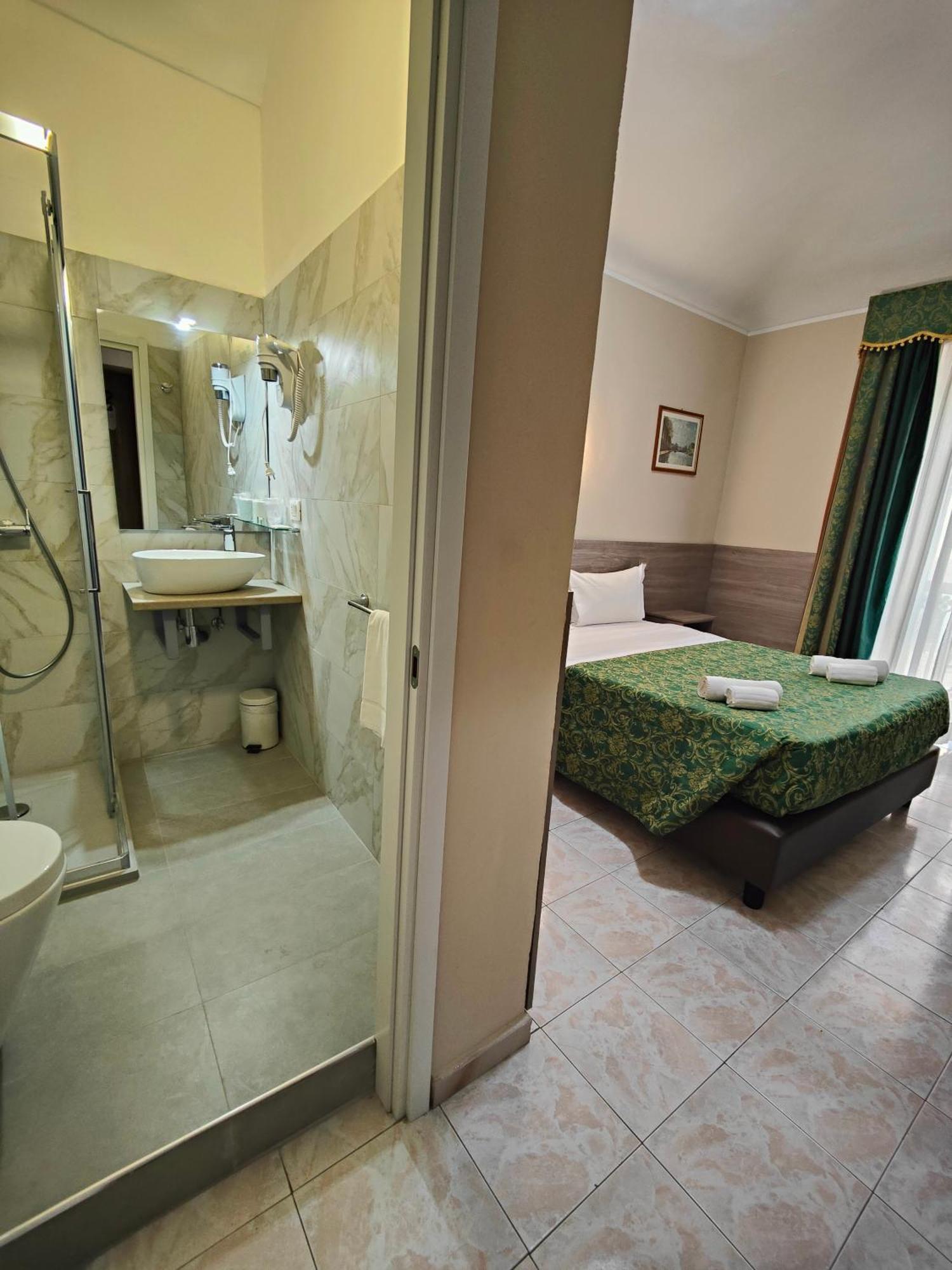 Hotel Romano Торино Екстериор снимка