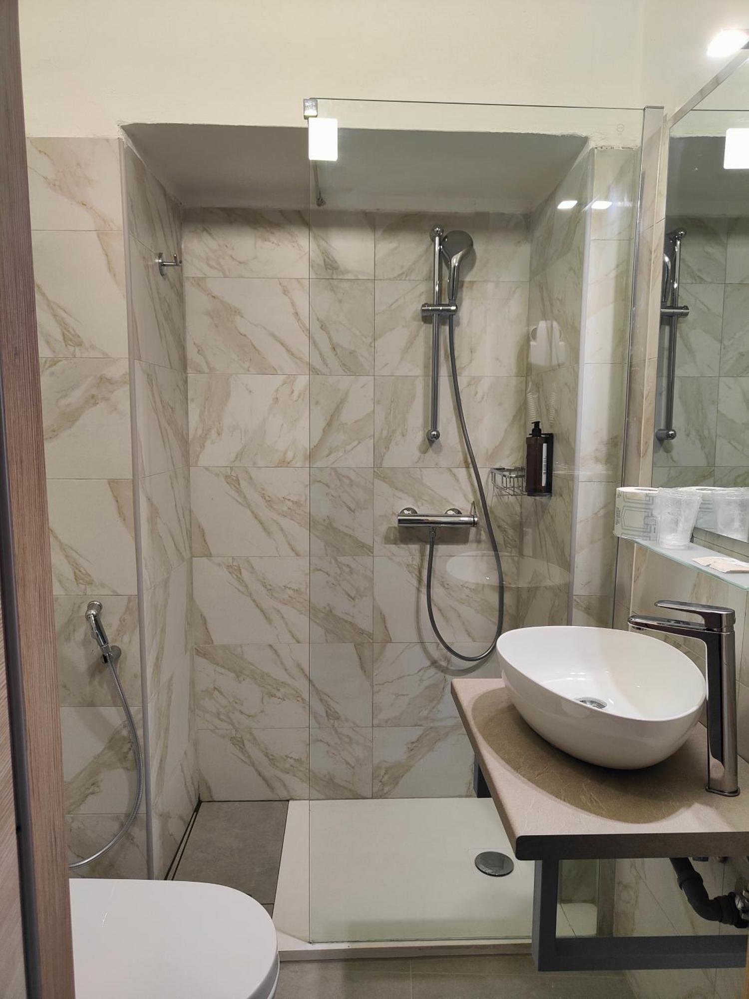 Hotel Romano Торино Екстериор снимка