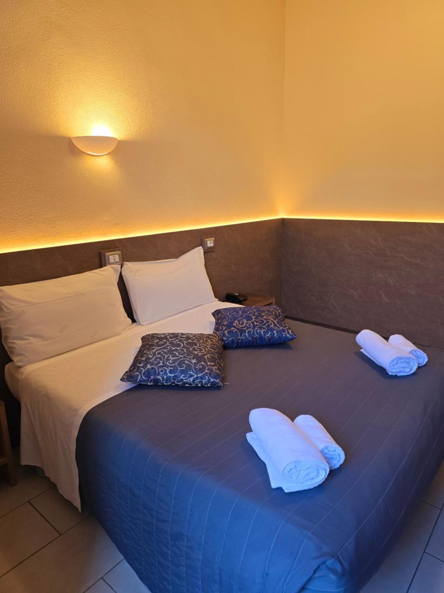 Hotel Romano Торино Екстериор снимка